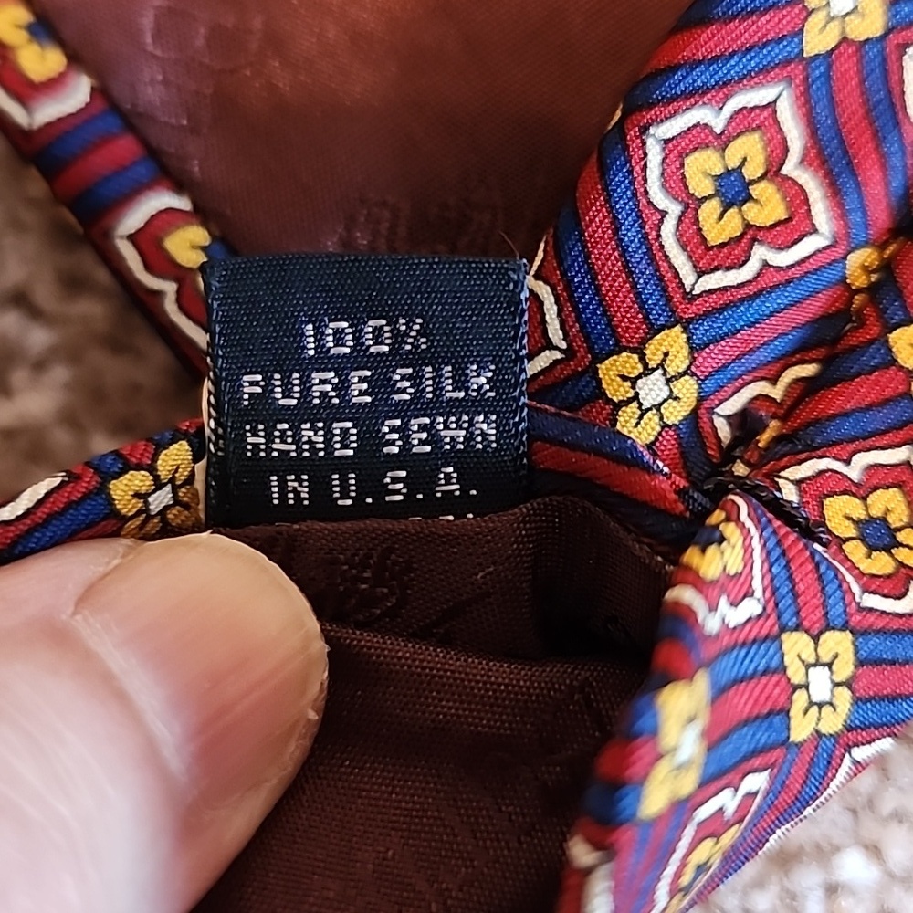 Burberry Mens Tie Red, Gold, Blue, Authenticated - Picture 7 of 11